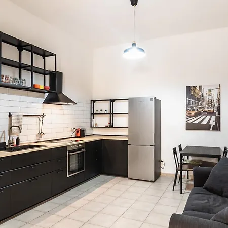 Vecchia Fontana Apartment *
